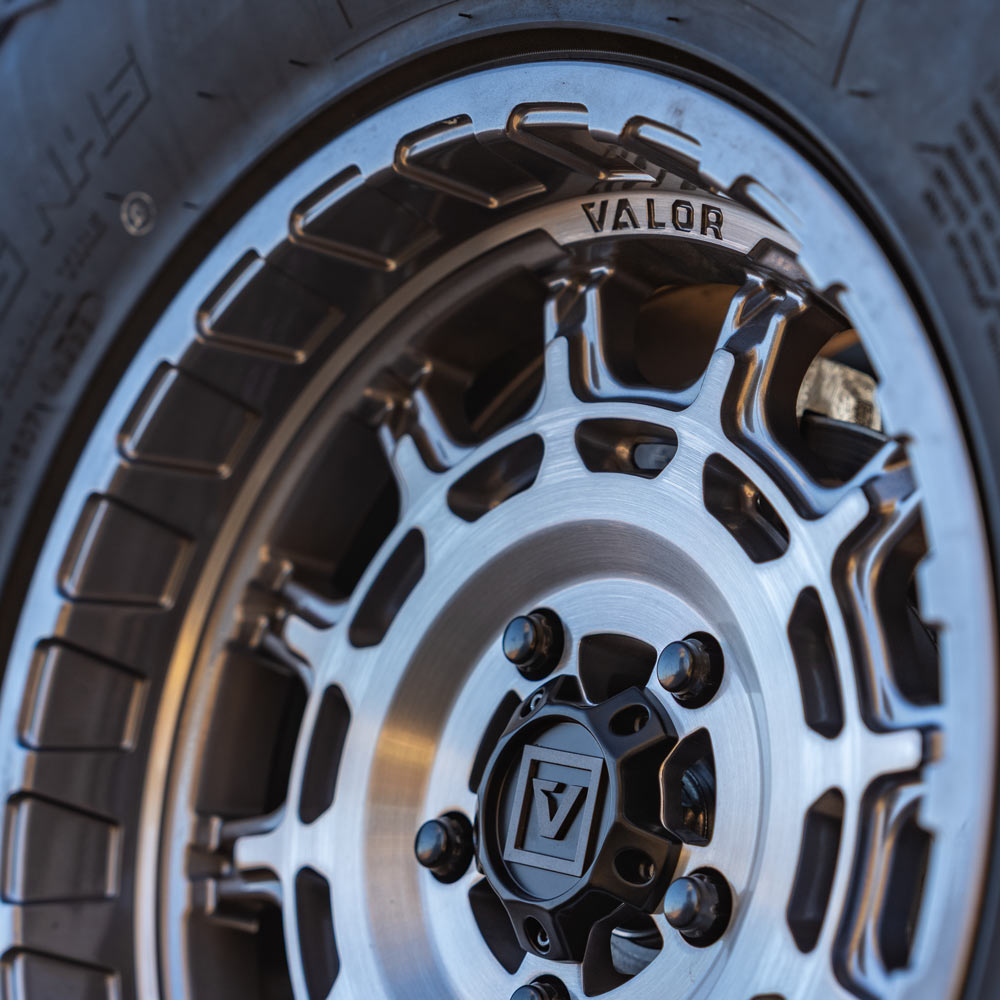 V17 UTV Wheel Brushed Gunmetal