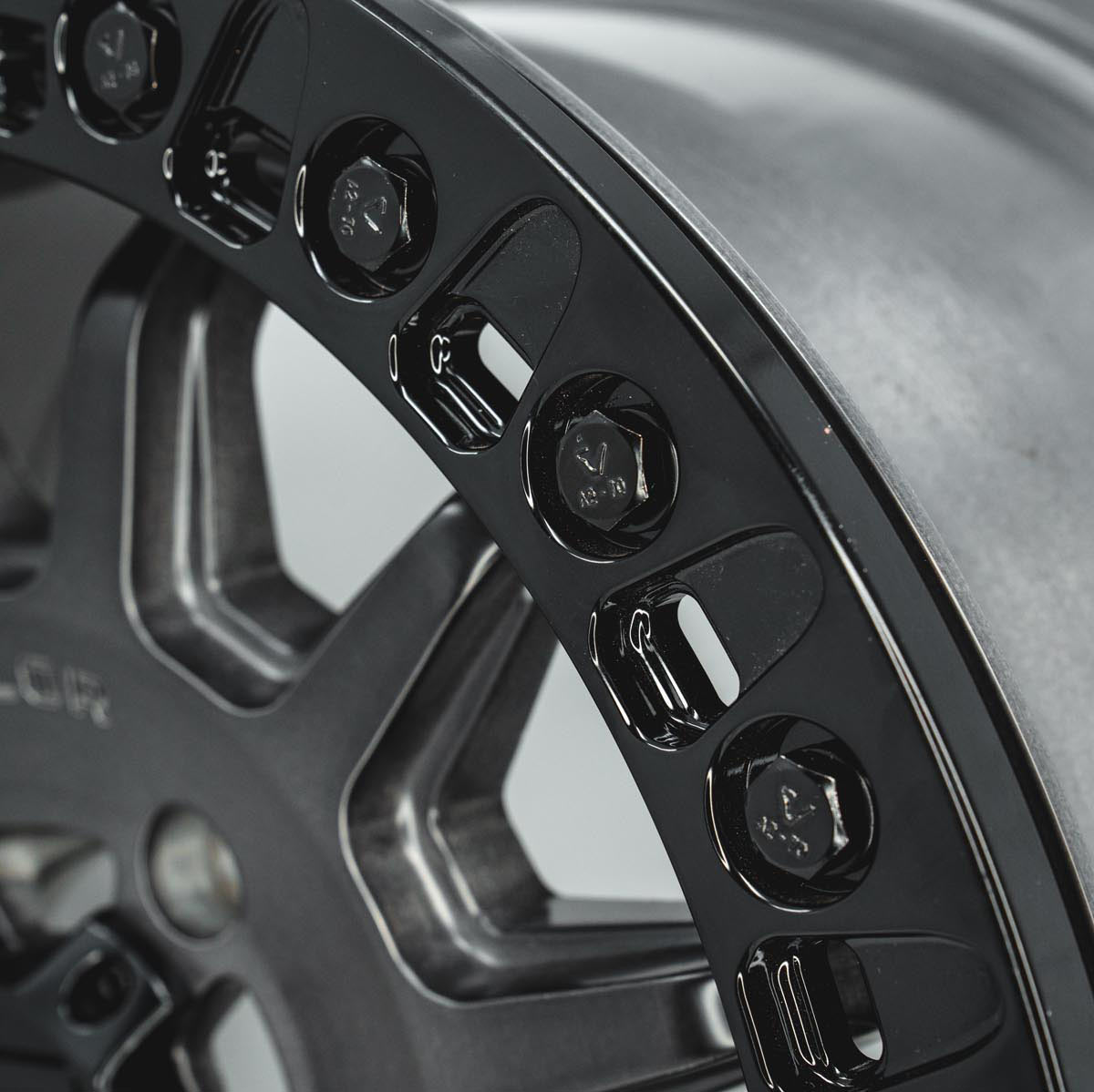 VBR30 Beadlock Ring Gloss Black